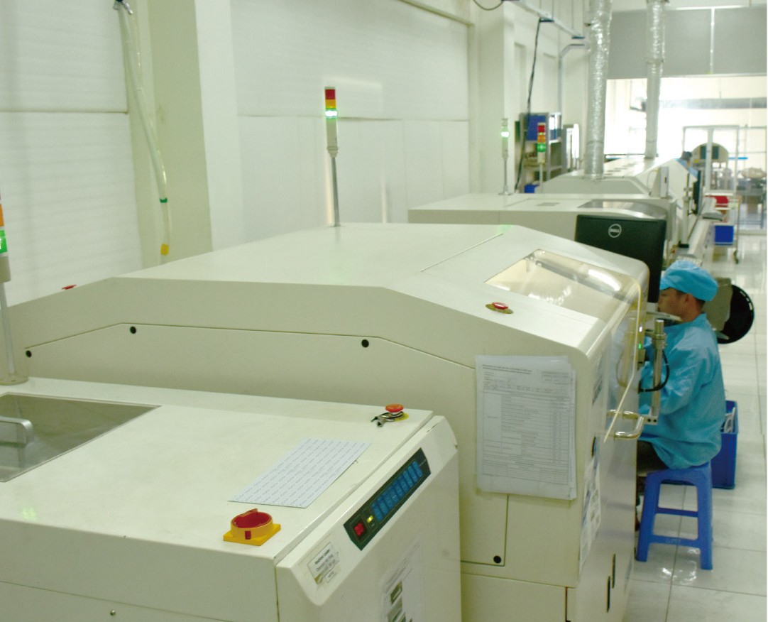 VN工場_表面実装_3